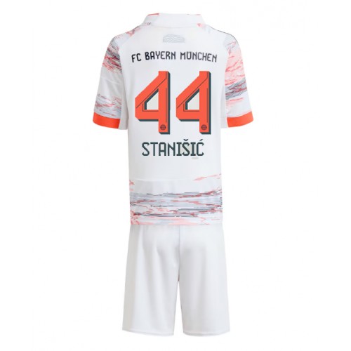 Stroje piłkarskie Bayern Munich Josip Stanisic #44 Koszulka Wyjazdowej dla dzieci 2025-26 Krótki Rękaw (+ szorty)